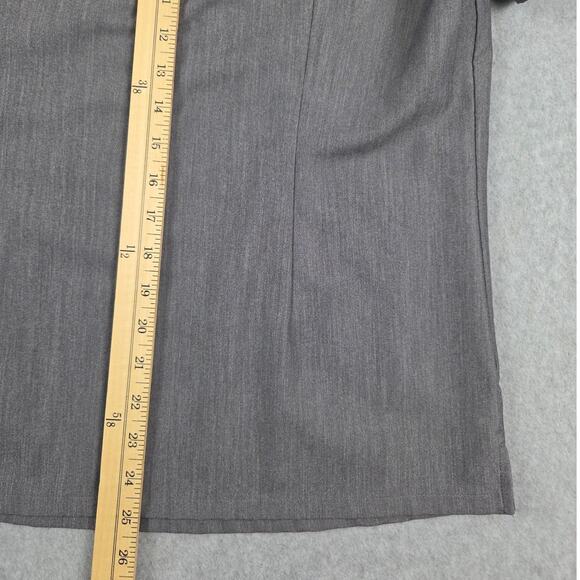 Figs Scrub Top Womens Medium Technical Collection Gray One Pocket Pink Ribbon - Picture 12 of 13